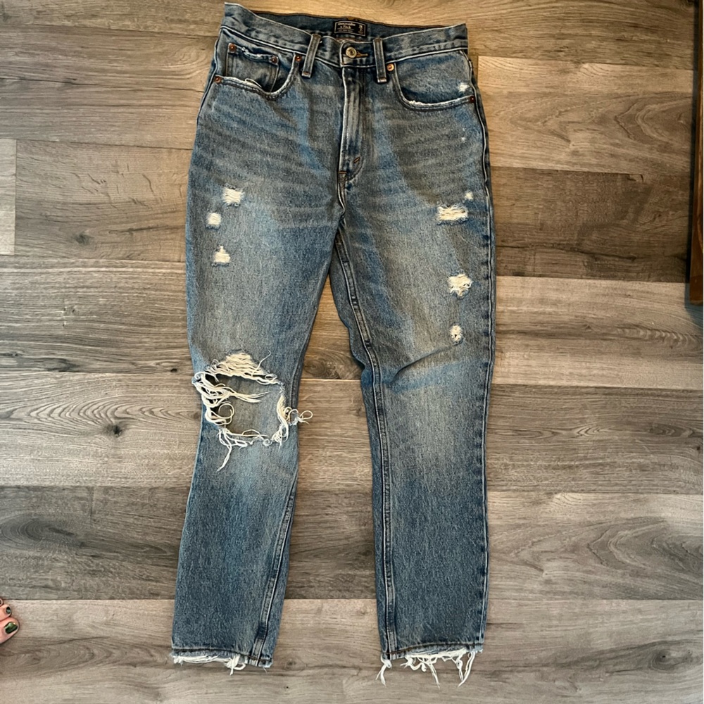 Abercrombie and fitch mom jeans
